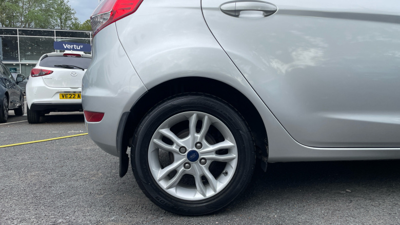 Ford Fiesta 1.0 EcoBoost Zetec 5dr Petrol Hatchback